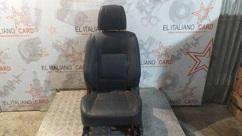 Foto 2ª: Asientos Traseros Mitsubishi Montero 3.2 DI-D KAITEKI 5-PTAS.) 170CV 125KW [4M41] (2007)