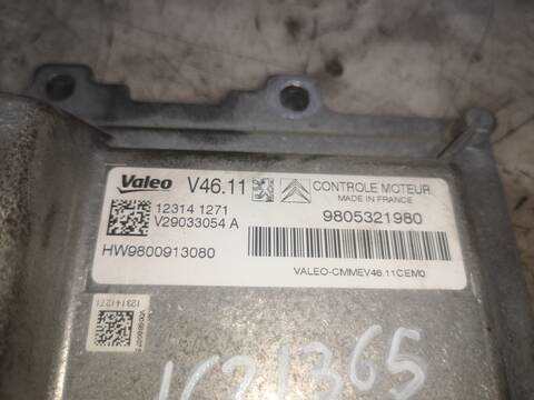 Centralita Motor ECU Peugeot 208 ZM01