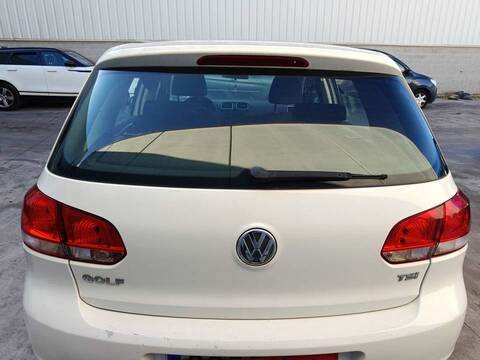 Portón Volkswagen Golf CBZB