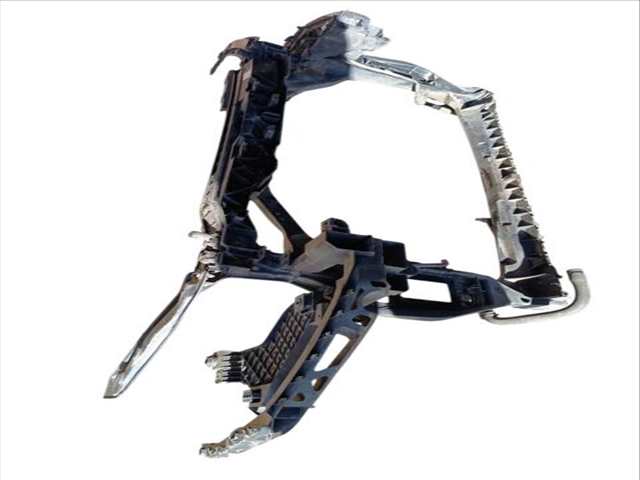 Foto 2ª: Paragolpes Delantero Audi Q3 1.4 TSI (2011)