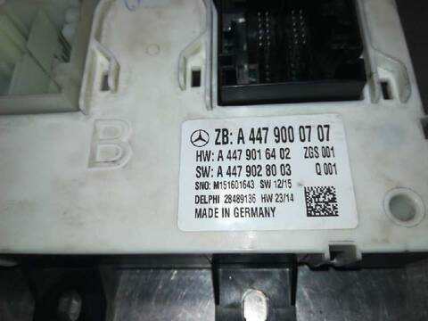 Foto 2ª: Caja Reles Fusibles Mercedes Vito 109/111 CDI LANG 447.703) 114CV 84KW [622951] (2015)