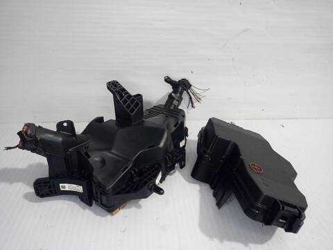 Foto 2ª: Caja Reles Fusibles Kia Niro HYBRID CONCEPT 141CV [G4LL] (2022)