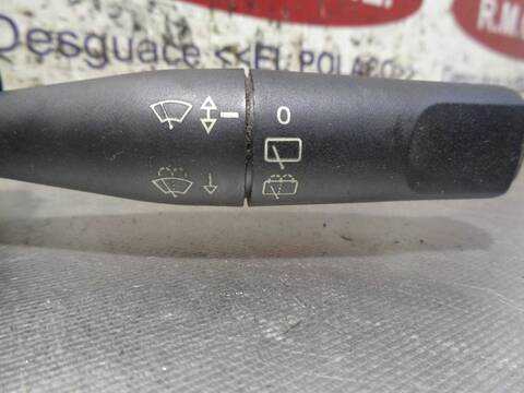 Foto 4ª: Mando Multifuncion Peugeot 206 XR BERLINA 75CV 55KW [KFX] (2000)