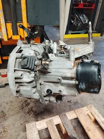 Foto 3ª: Caja Cambios Renault Clio 1.5 D [D/K9K B7] (2003)