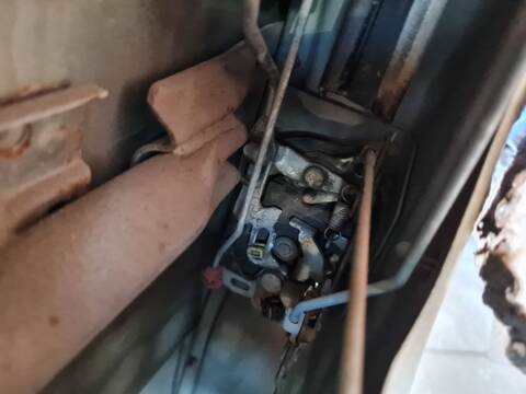 Cerradura Puerta Delantera Derecha Suzuki Santana V04V 87CV