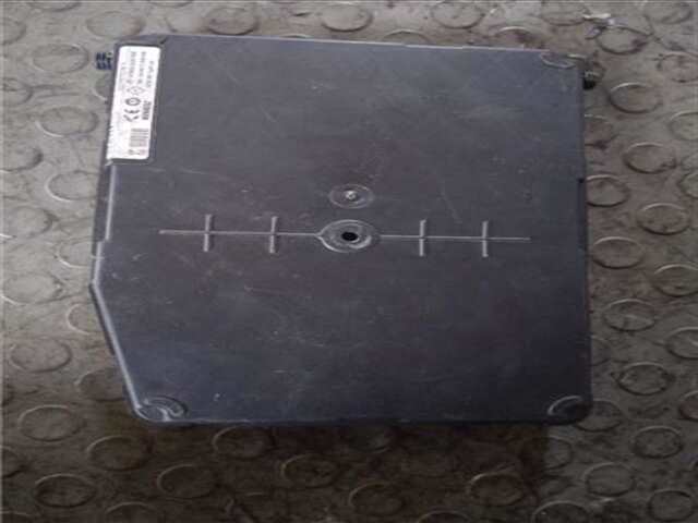 Foto 3ª: Caja Reles Fusibles Renault Megane 1.5 AUTHENTIQUE [1.5 LTR. - 78 KW DCI DIESEL] II BERLINA 5P (10.2002-_) [K9K P7]