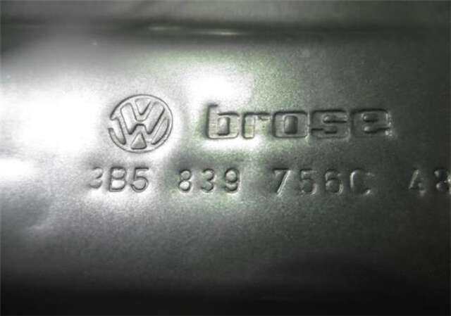 Foto 3ª: Elevalunas Eléctrico Trasero Derecho Volkswagen Passat 2.5 TDI V6 [AKN]