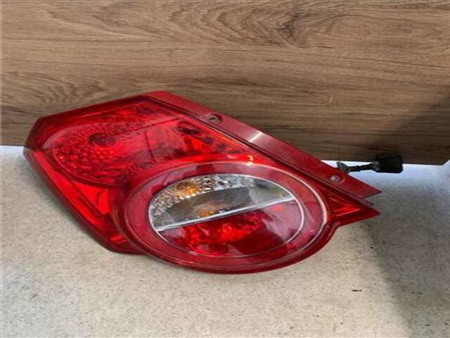 Piloto Trasero Izquierdo Chevrolet Aveo 1.2 LS [1.2 LTR. - 62 KW CAT]