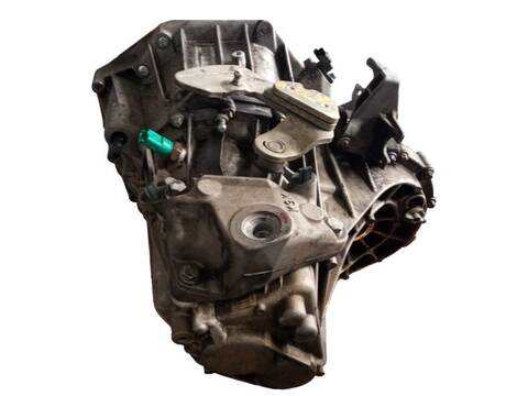 Foto 2ª: Caja Cambios Renault Megane 1.5 DCI KM1F) (2003)