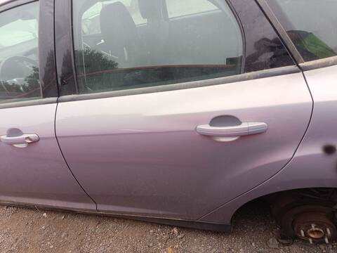 Puerta Trasera Izquierda Ford Focus PNDA BERLINA AUT.