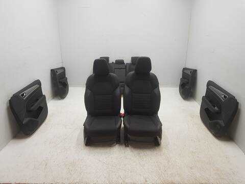 Juego Asientos Completos Renault Arkana TECHNO
