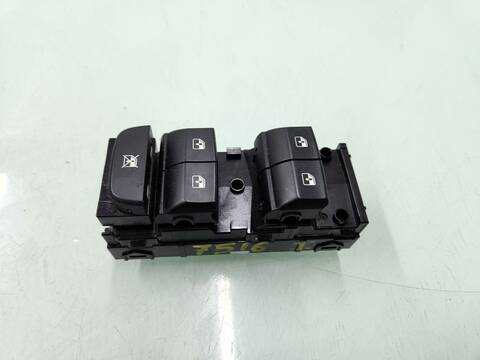 Botonera Elevalunas Kia Xceed DRIVE 160CV 118KW