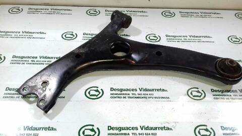Foto 2ª: Brazo Suspension Delantero Izquierdo Toyota Rav4 2.0 TD CAT 116CV 85KW [1CDFTV] (2001)
