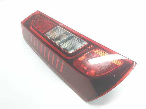 Foto 2ª: Piloto Trasero Izquierdo Renault Express ADVANCE