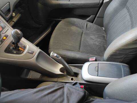 Consola Central Toyota Auris 1ND