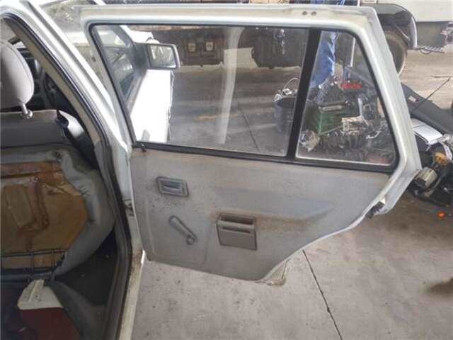 Foto 2ª: Puerta Trasera Derecha Opel Corsa 1.5 D [15 D (4EC1)]