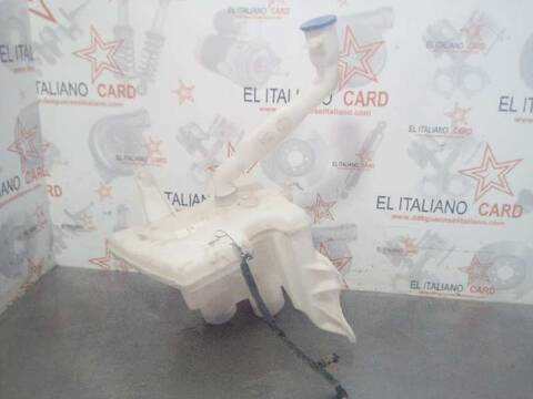 Foto 1ª: Deposito Limpiaparabrisas Toyota Auris HYBRID ACTIVE 99CV 73KW [2ZR] (2010)