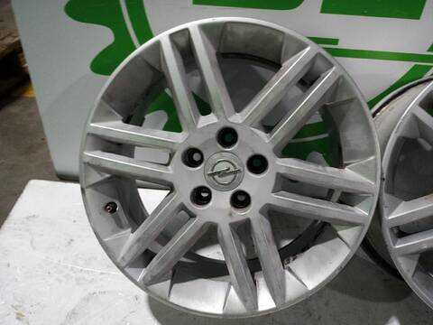 Foto 3ª: Juego LLantas Opel Vectra GTS 125CV [Y22DTR] (2002)