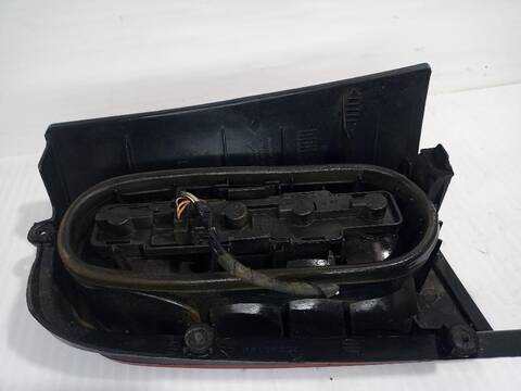 Foto 3ª: Piloto Trasero Izquierdo Mercedes Vito 112 CDI 638.094) 122CV [OM 611] (1996)