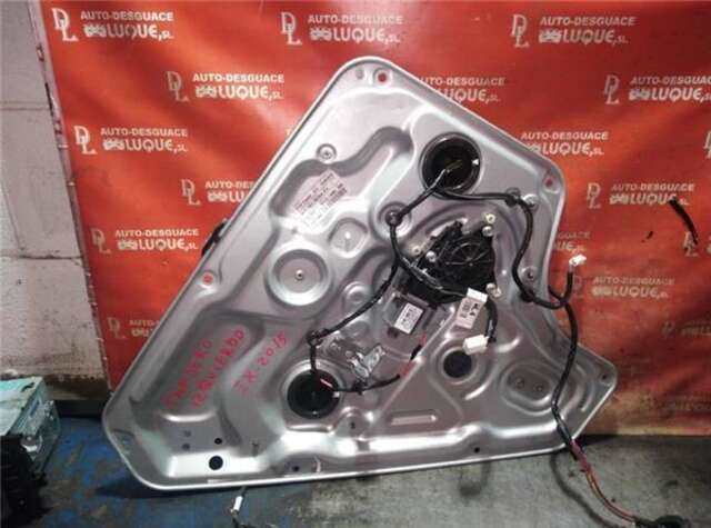 Foto 2ª: Elevalunas Eléctrico Trasero Izquierdo Hyundai ix20 1.4 CITY [1.4 LTR. - 66 KW CAT]