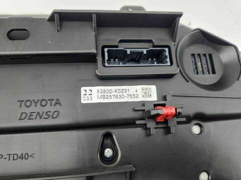 Foto 4ª: Cuadro de Instrumentos Toyota Yaris 1.5 HYBRID MXPH11) 92CV 68KW [M15A-FXE] (2022)