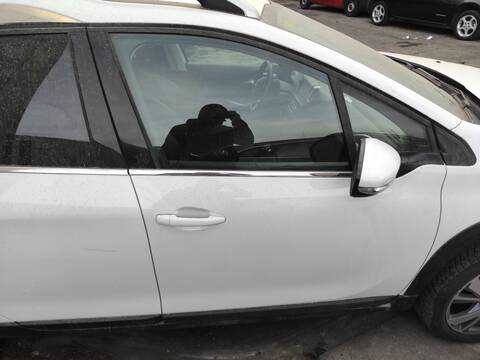 Puerta Delantera Derecha Peugeot 2008 HN05