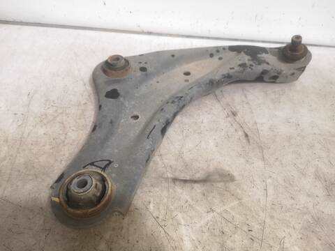 Brazo Suspension Delantero Derecho Nissan Leaf EM57
