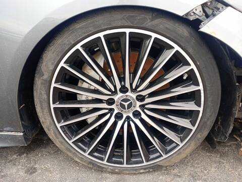 Foto 3ª: Juego LLantas Mercedes Clase C 160 C 200 206.042) BERLINA 224CV 165KW [M 254.915] (2021)