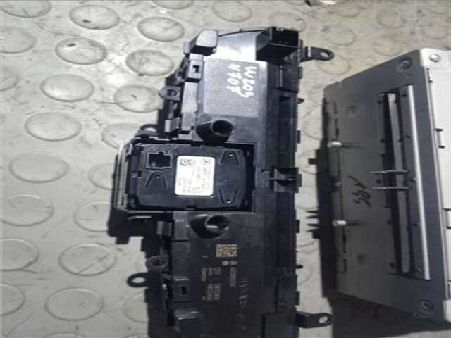 Foto 2ª: Sistema Audio Radio CD Mercedes Clase C 160 2.1 C 220 D (205.304) [2.1 LTR. - 125 KW CDI CAT] [651.921]