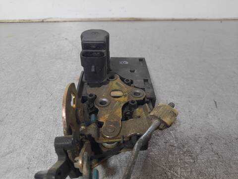 Foto 3ª: Cerradura Puerta Trasera Izquierda Chevrolet Lacetti 1.6 CAT 109CV 80KW [F16D3] (2006)