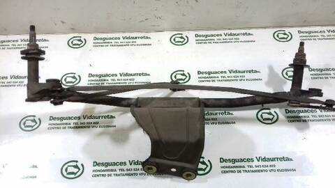 Foto 2ª: Brazo Limpia Delantero Izquierdo Mercedes Vito 2.2 16V CDI TD CAT 102CV 75KW CAJA CERRADA [611980] (2002)