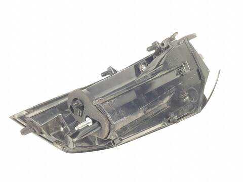 Foto 2ª: Piloto Trasero Izquierdo Peugeot 2008 ALLURE