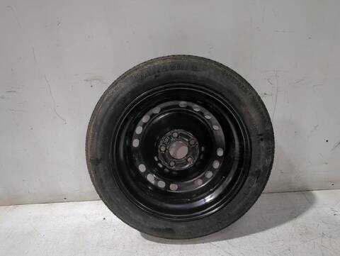 Foto 3ª: Neumatico Alfa Romeo Giulietta 1.6 JTDM 940FXD1A) 105CV [940 A3.000] (2010)