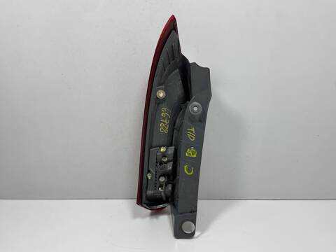 Foto 2ª: Piloto Trasero Derecho Honda Crv 16A4 RE) (2016)