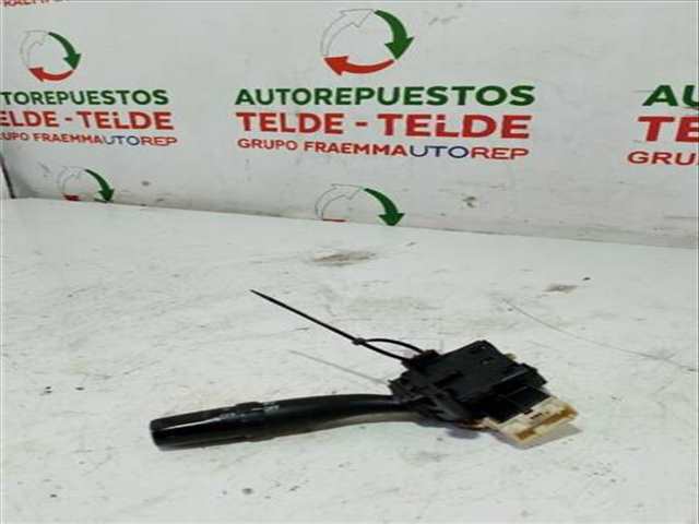 Mando Multifuncion Toyota Avensis 1.8 SOL SEDAN 4-PTAS.) [1.8 LTR. 95KW 16V CAT] BERLINA