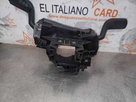 Foto 4ª: Mando Luces Ford Transit FT 350 HD) CABINA SIMPLE MEDIA 155CV 114KW CAJA ABIERTA [CVRB] (2012)