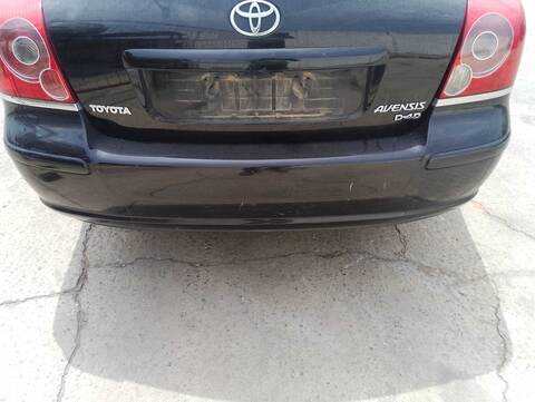 Foto 3ª: Paragolpes Trasero Toyota Avensis 2.0 D4-D EXECUTIVE BERLINA 5-PTAS.) 126CV 93KW [1AD] (2008)