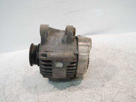 Alternador Toyota Yaris 84 CV 62KW