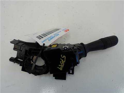 Foto 2ª: Mando Multifuncion Toyota CHR HIBRIDO HYBRID ACTIVE 122CV 90KW [2ZR] (2021)