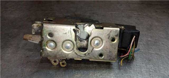 Foto 3ª: Cerradura Puerta Delantera Izquierda Mercedes Sprinter 408 CDI [OM 611.987]