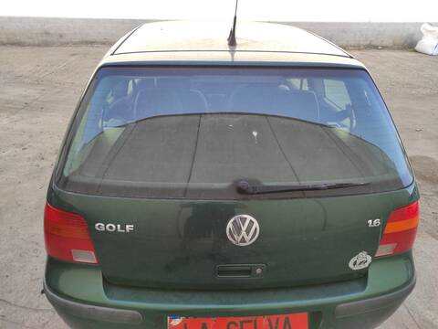 Portón Volkswagen Golf AEH BERLINA