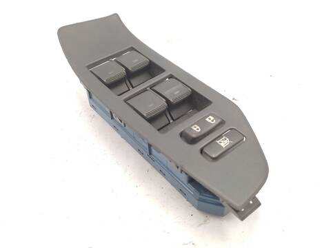 Botonera Elevalunas Toyota Verso 2.2 D-4D AUR21) 136CV 100KW