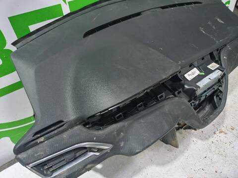 Foto 3ª: Salpicadero Peugeot 2008 ALLURE 110CV (2013)