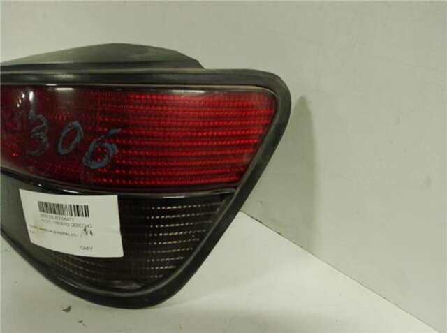Foto 2ª: Piloto Trasero Derecho Peugeot 306 1.9 XT DT [1.9 LTR. - 68 KW TURBODIESEL]