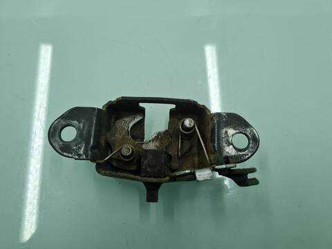 Foto 3ª: Cerradura Maletero Portón Nissan Navara GASOLINA [YD25DDTI] (2007)