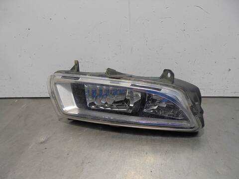 Foto 4ª: Faro Antiniebla Delantero Derecho Volkswagen Polo ADVANCE 75CV 55KW [CAY] (2010)