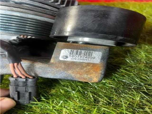 Foto 2ª: Ventilador Viscoso Motor Iveco Daily FG 33 S V BATALLA 3520 DIESEL SCR 136CV 100KW FURGON [F1AGL411J*C] (2018)