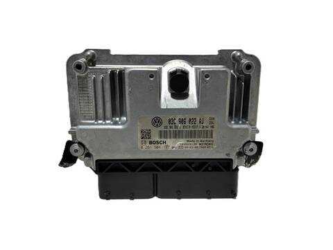 Centralita Motor ECU Volkswagen Passat 1.4 16V TSI 1390 CM3) 122CV