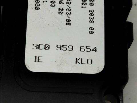Foto 3ª: Centralita Motor ECU Volkswagen Passat ADVANCE BERLINA 140CV 103KW [BKP] (2005)