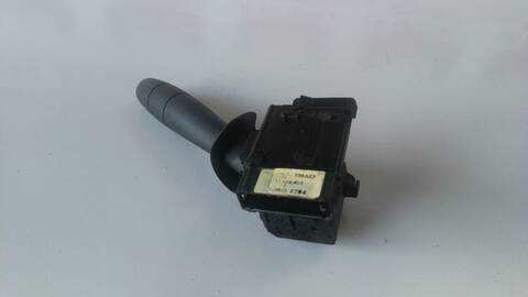 Foto 2ª: Mando Multifuncion Nissan Interstar FURGON L1H1 2.8 TO 114CV (2003)